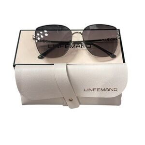 Stylish Grey Sunglasses